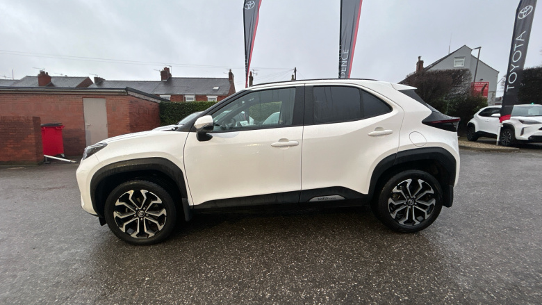 Toyota Yaris Cross 1.5 Hybrid Design 5dr CVT Hybrid Estate